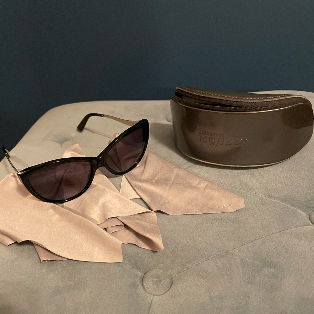 Alexander McQueen Sunglasses